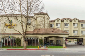 Гостиница Quality Inn San Jose  Сан-Хосе